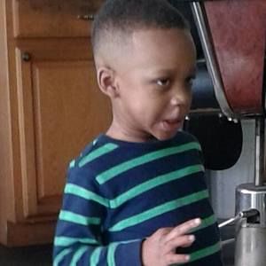 Meet your Posher, Regina